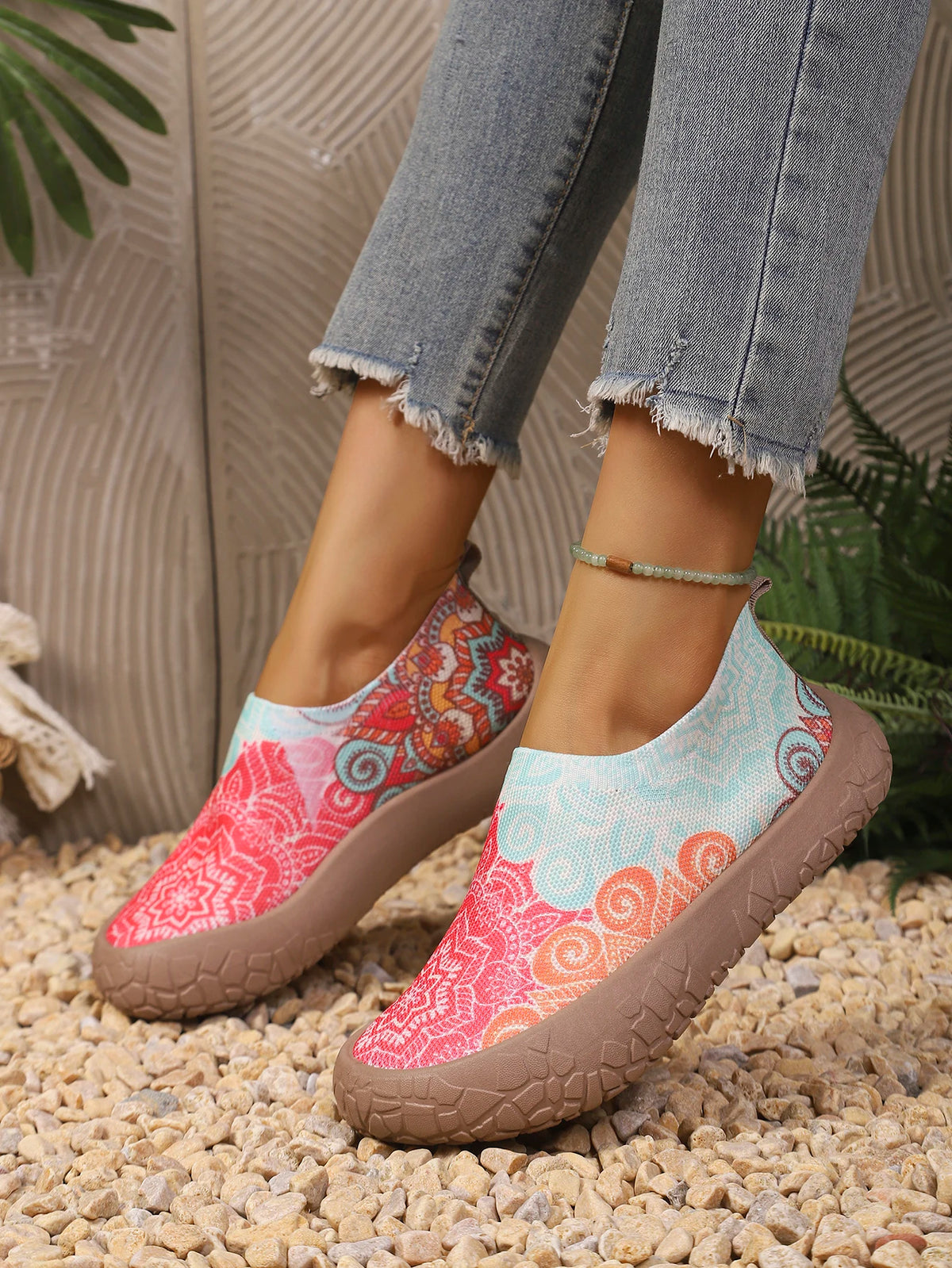 2026 Spring Autumn Women Tropical Print Slip On Sneakers Light Breathable Nonslip Mesh Casual Walking Shoes Daily Outdoor Commut