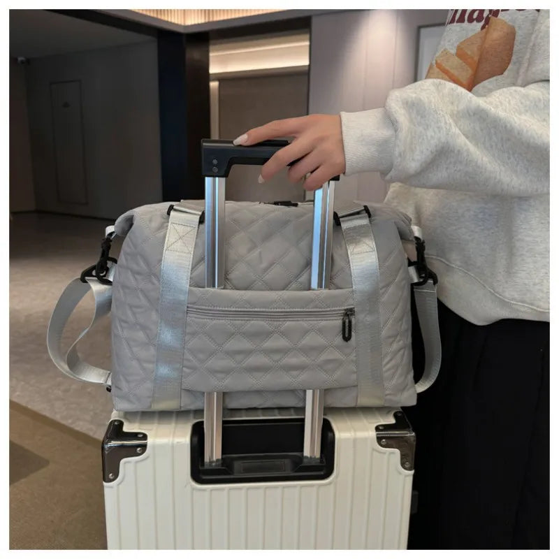 Large Capacity Sports Gym & Travel Duffle Bag – Dry/Wet Separation Shoulder Handbag for Yoga, Fitness, Training & Short Trips