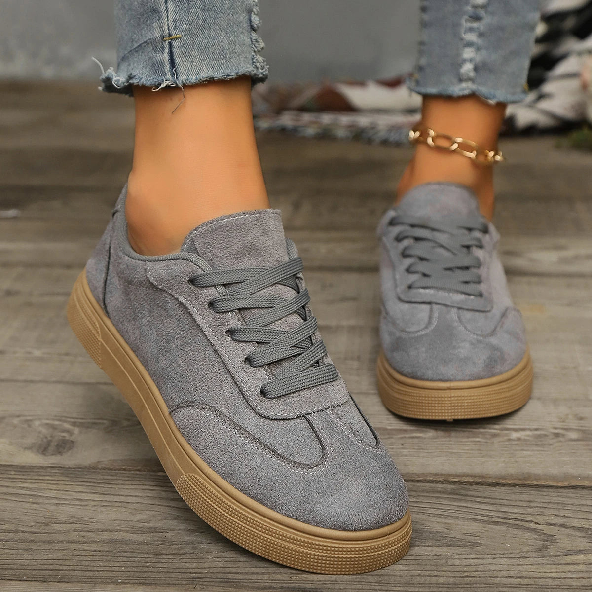 2026 Women's Sports Shoes Grey Fashion Breathable Casual Shoes Spring and Autumn Round Head Women's Flat Shoes
