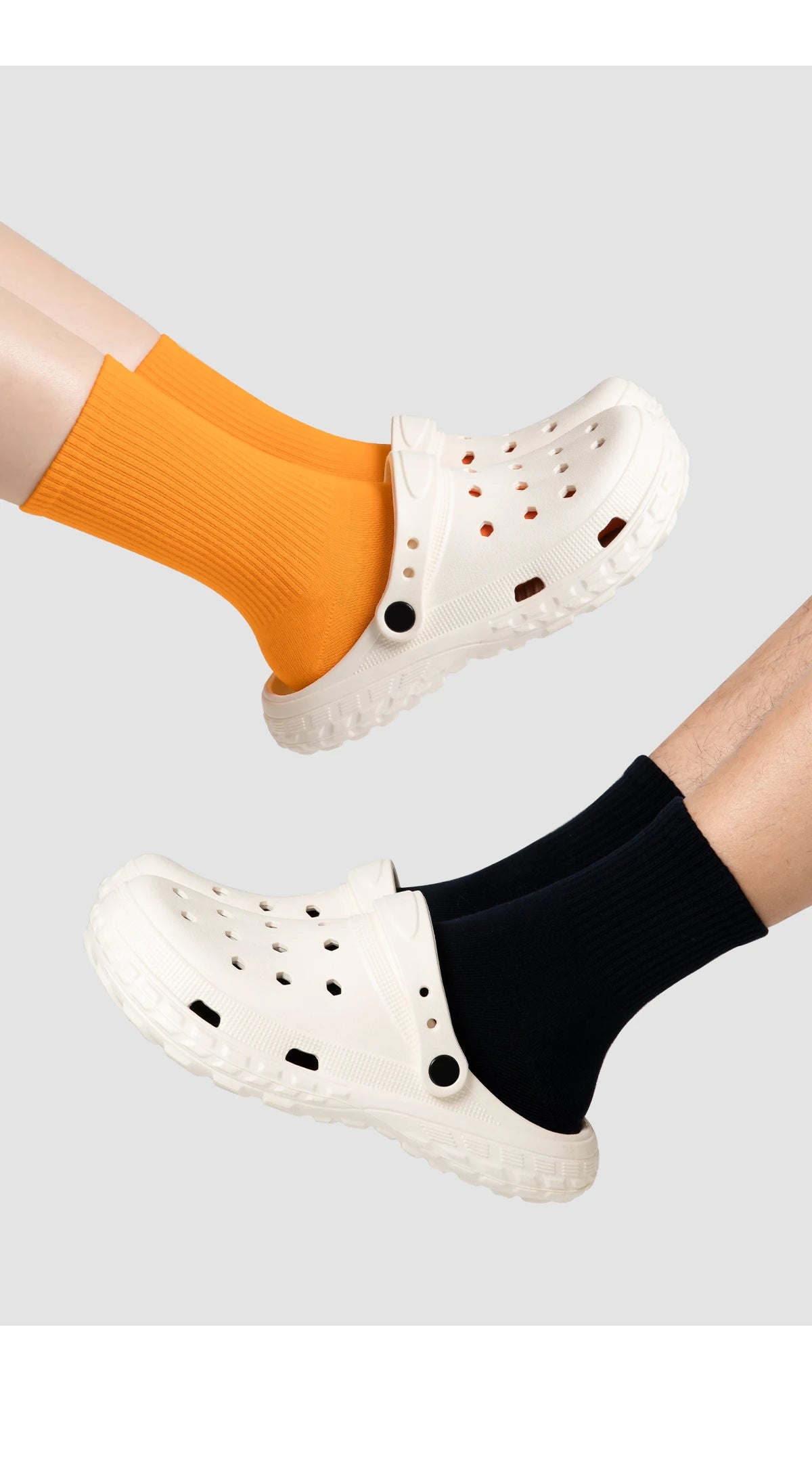 Women and Men's Hole Shoes Summer Non-Slip Outdoor Sandals Closed Toe Shit Feeling Beach Slippers Thick Bottom Soft Bottom