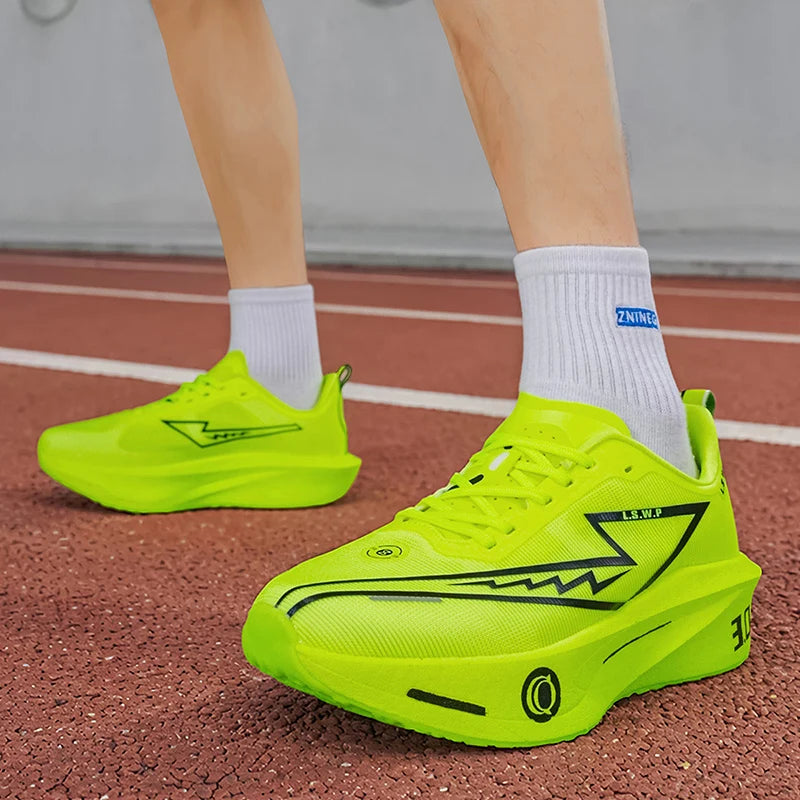 Men's Casual Sports Shoes, Soft-Soled Road Running Shoes, Lightweight, Breathable, Non-Slip, Wear-Resistant, Trendy and Versatile Daily Jogging Sneakers