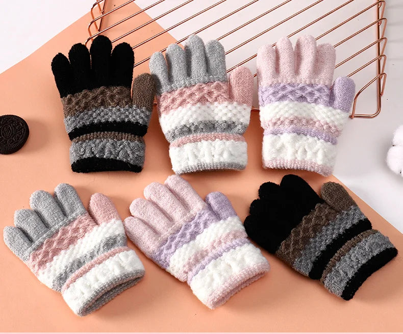 Winter Kids Gloves for Boys Girls Little Children Baby Full Finger Warm Stripes Knitted Casual Outdoor Accessories 3-7 Years