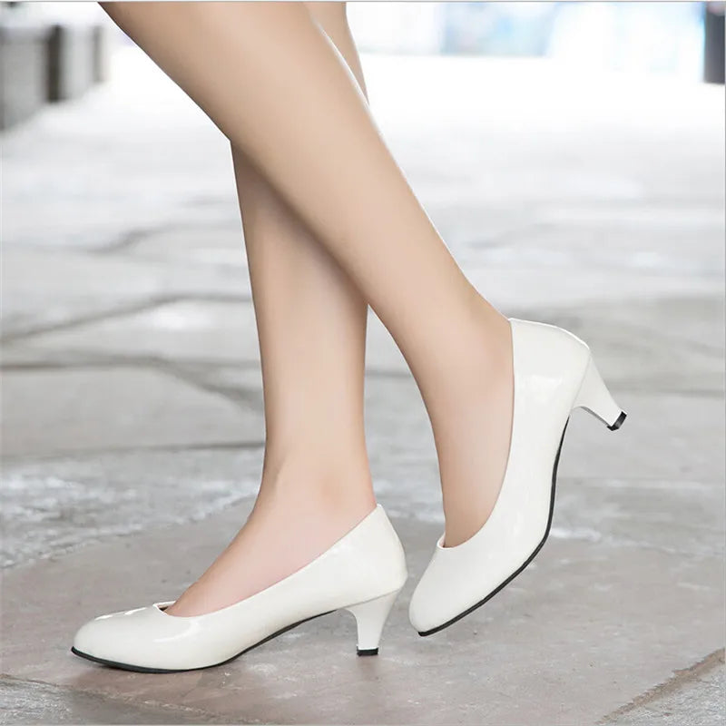 Classic Round Toe Mid Heel Pumps
