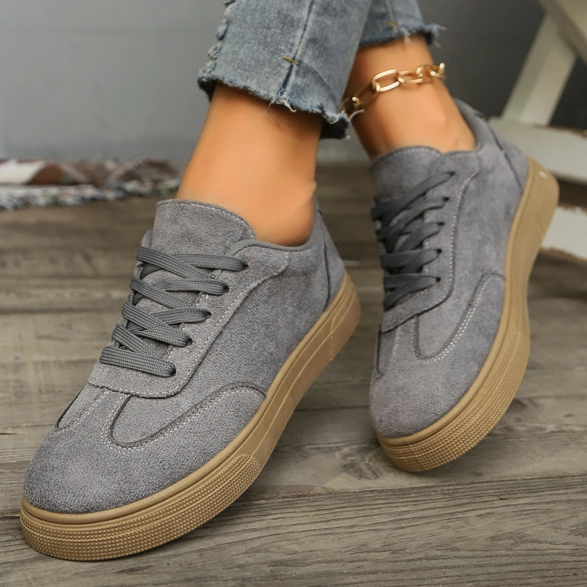2026 Women's Sports Shoes Grey Fashion Breathable Casual Shoes Spring and Autumn Round Head Women's Flat Shoes