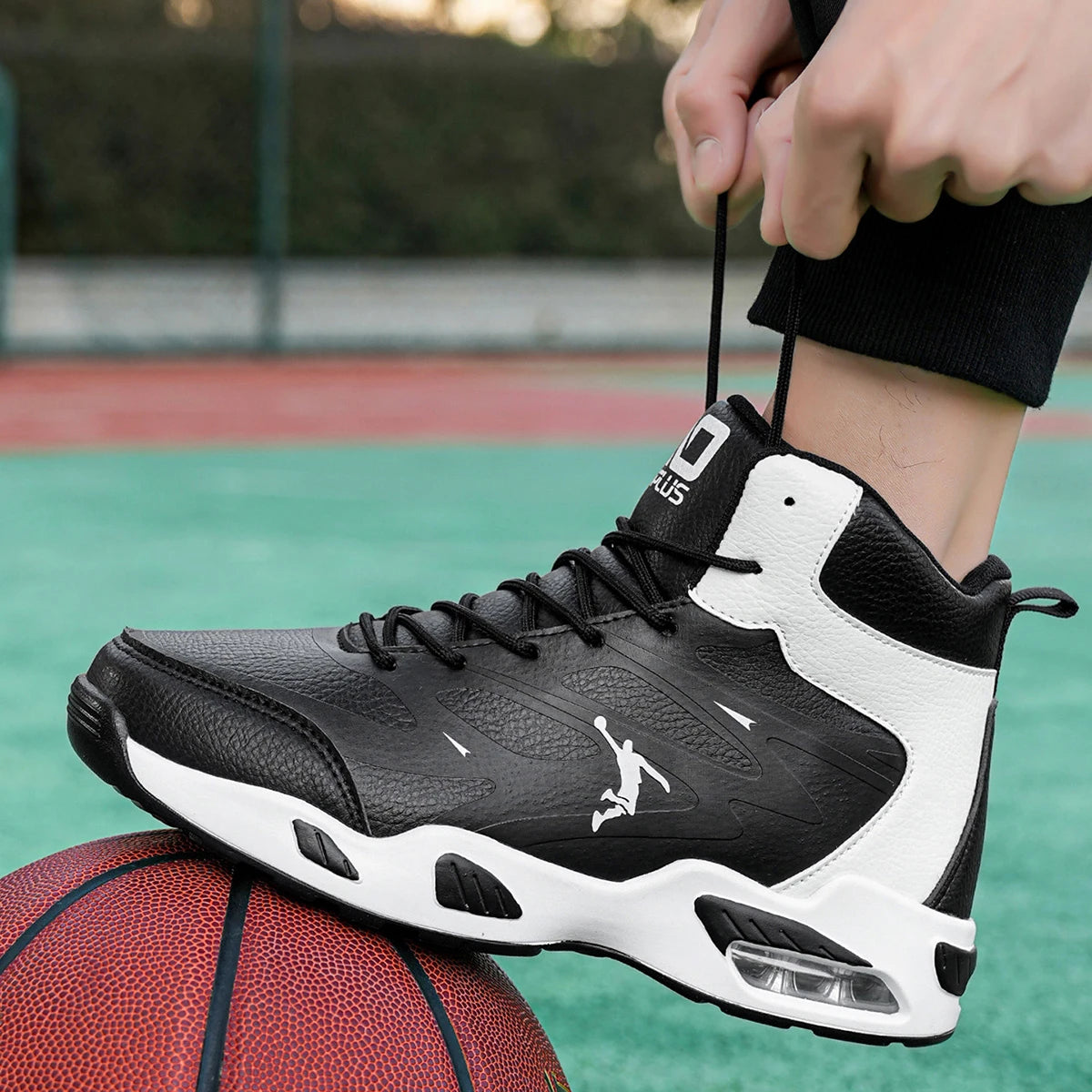 Fashion High-Top Basketball Shoes for Men Women Comfortable Leather Outdoor Training Athletic Sneakers Free Shipping