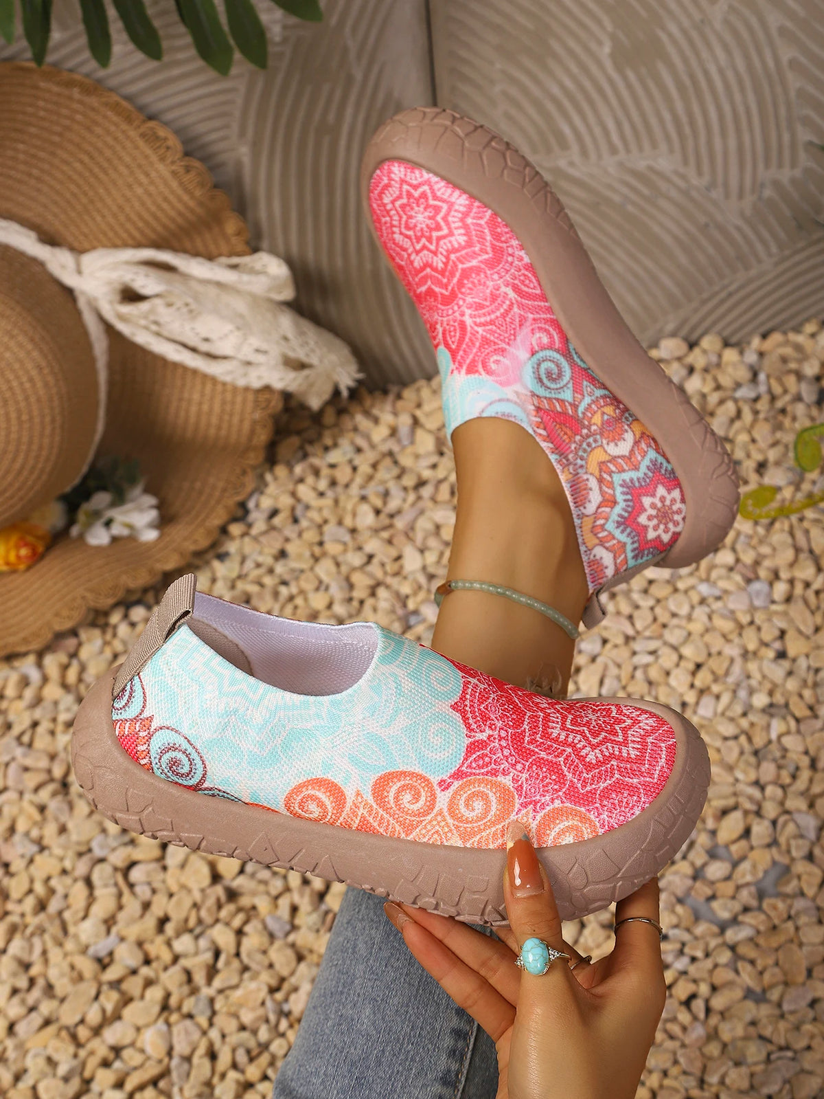 2026 Spring Autumn Women Tropical Print Slip On Sneakers Light Breathable Nonslip Mesh Casual Walking Shoes Daily Outdoor Commut