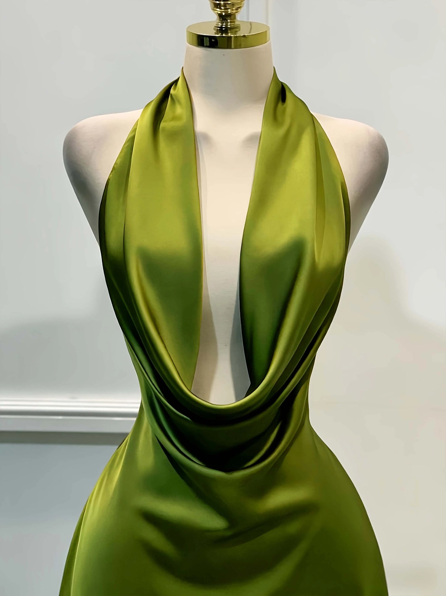 Women’s Elegant Solid Satin Midi Dress – Back Zipper Open Back Fitted Cocktail Party & Vacation Evening Gown