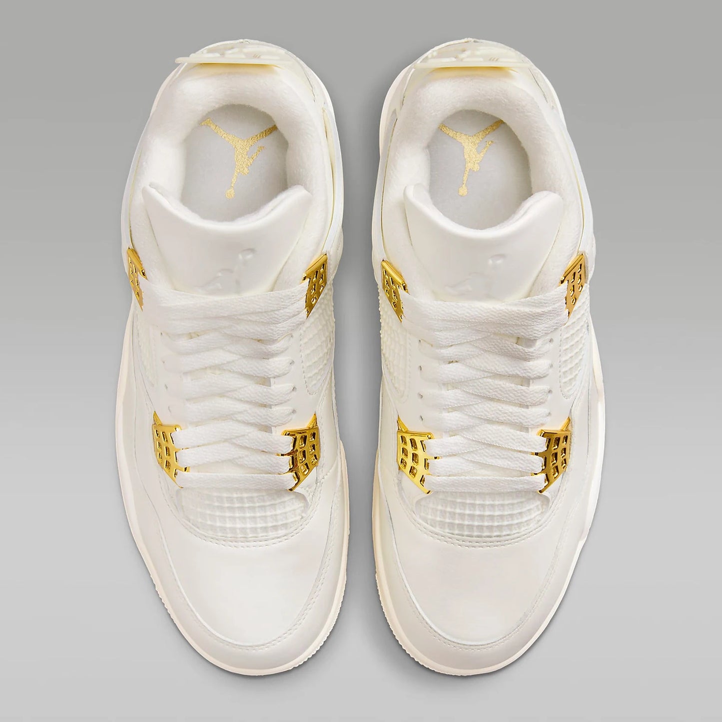 Nike Air Jordan 4 Retro Women’s Sneakers