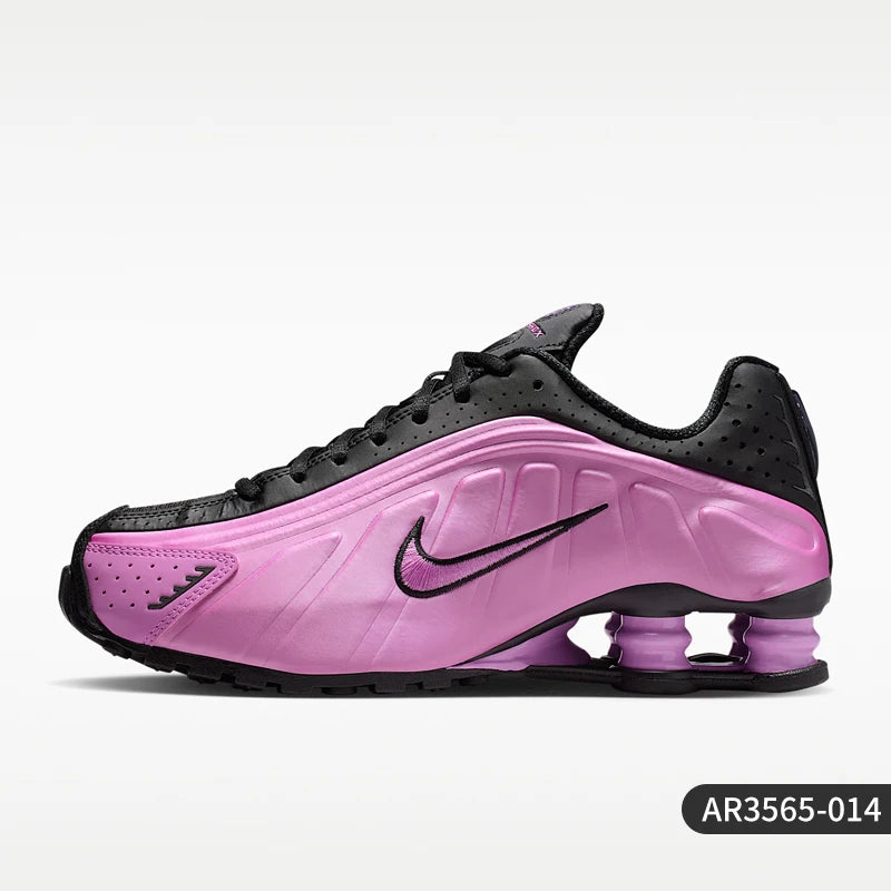 Nike Shox R4 Women’s Retro Sneakers