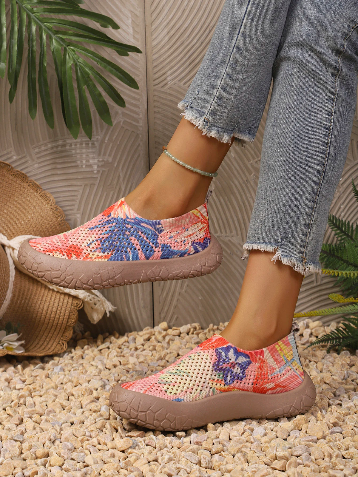 2026 Spring Autumn Women Tropical Print Slip On Sneakers Light Breathable Nonslip Mesh Casual Walking Shoes Daily Outdoor Commut