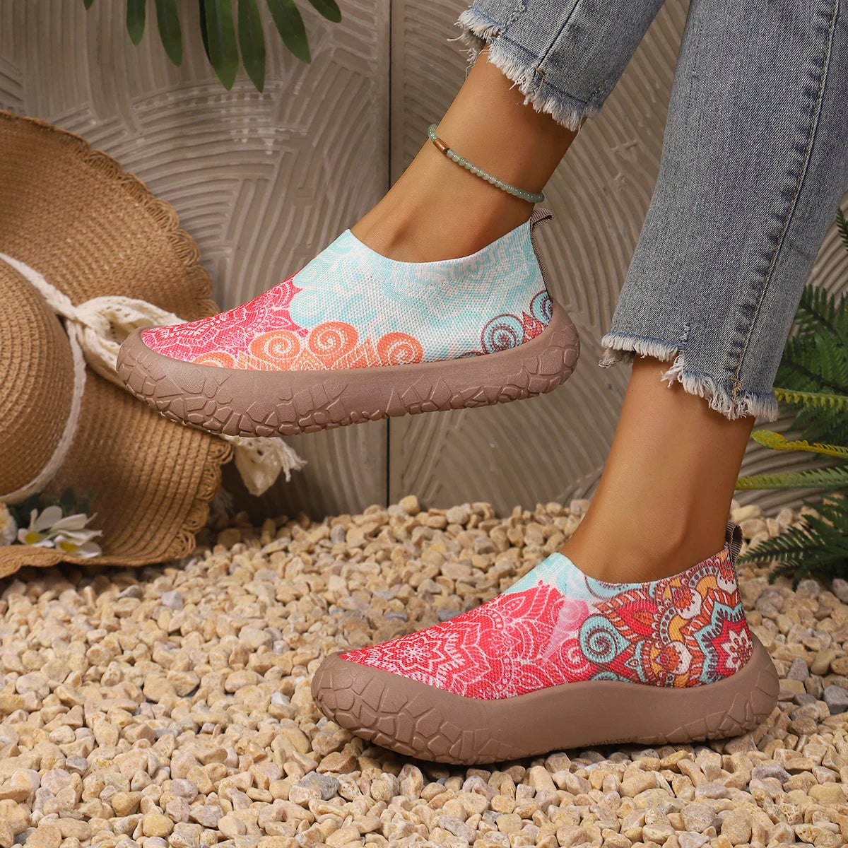 2026 Spring Autumn Women Tropical Print Slip On Sneakers Light Breathable Nonslip Mesh Casual Walking Shoes Daily Outdoor Commut