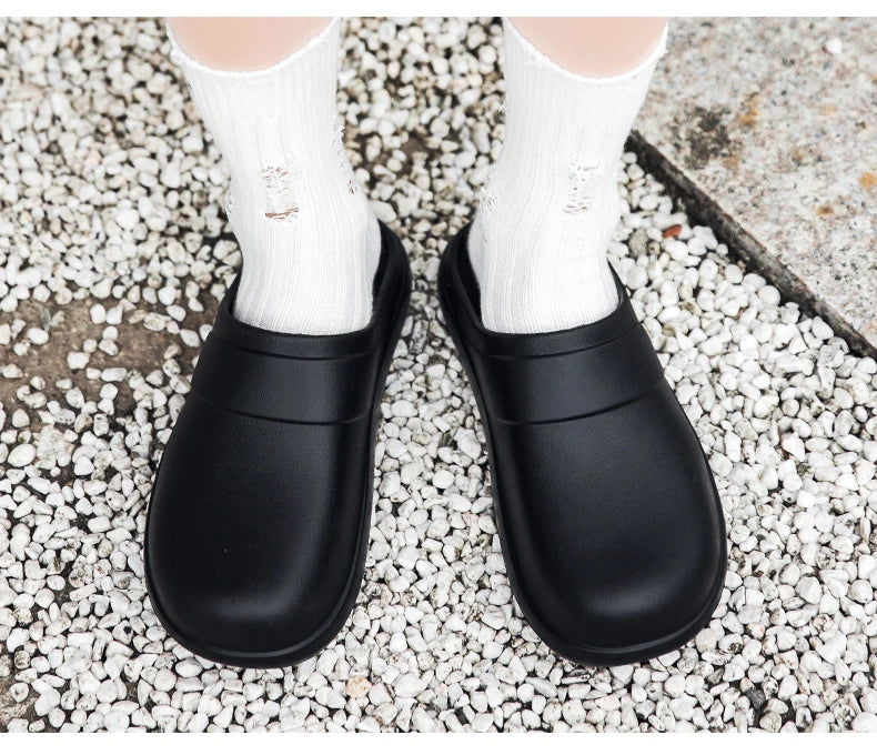 2026 Waterproof Chef Shoes Operating Room Slippers Protective Shoes for Men Women Non-Slip Silken Lab Shoes Doctor Work Shoes