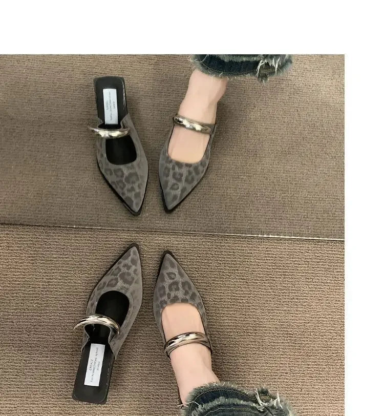 2026 New Women Cover Toe Mules Slippers Fashion Metal Decoration Thick Heel Slide Shoes Comfort Street Style Footwear