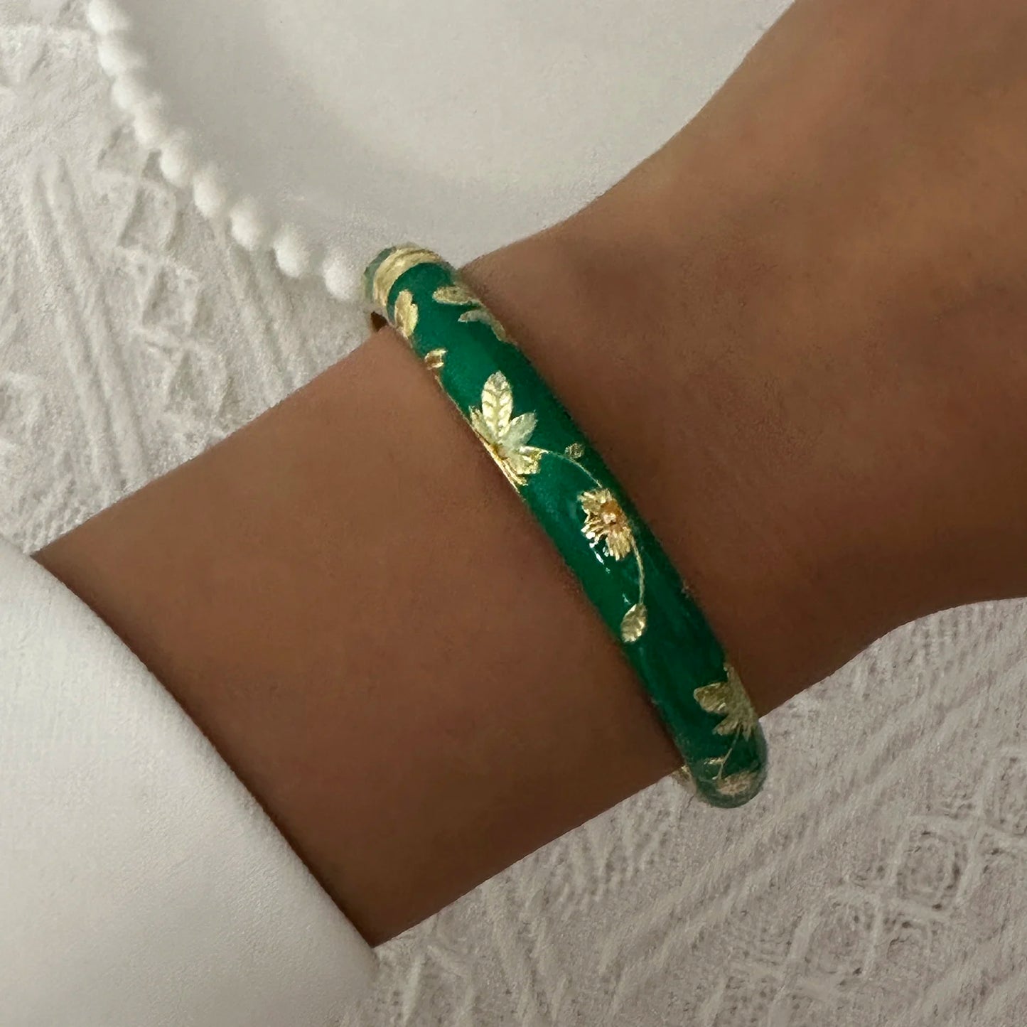 Elegant Enamel Flower Bracelet for Women – Retro Gold-Plated Evil Eye Floral Zircon Bangle, Vintage Party Jewelry