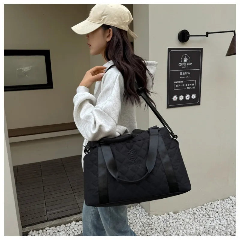 Large Capacity Sports Gym & Travel Duffle Bag – Dry/Wet Separation Shoulder Handbag for Yoga, Fitness, Training & Short Trips