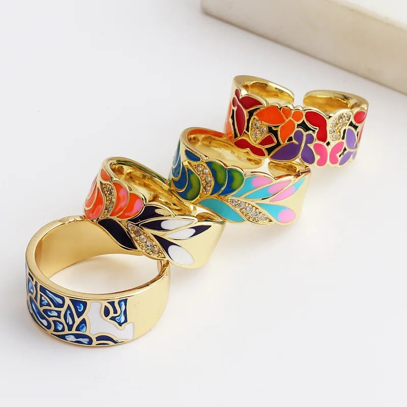 Women’s Gold-Plated Zircon Botanical Statement Ring