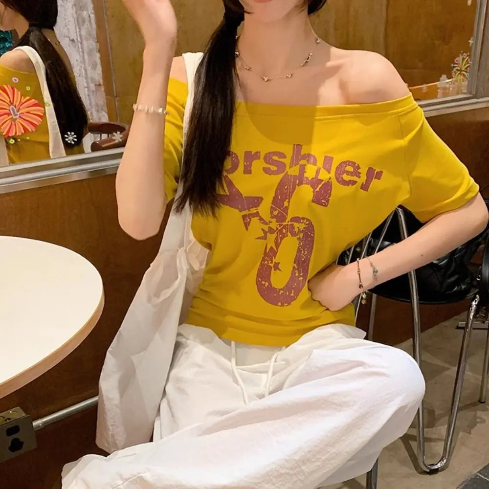Women’s Chic Geometric Short-Sleeve Top