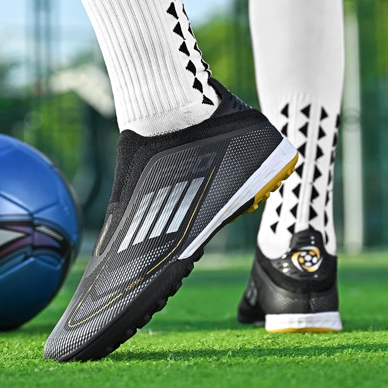 Men's Football Boots Without-lace Youth FG/TF Field Training Studded Fast Soccer Cleats Professional Non Slip Football Shoes