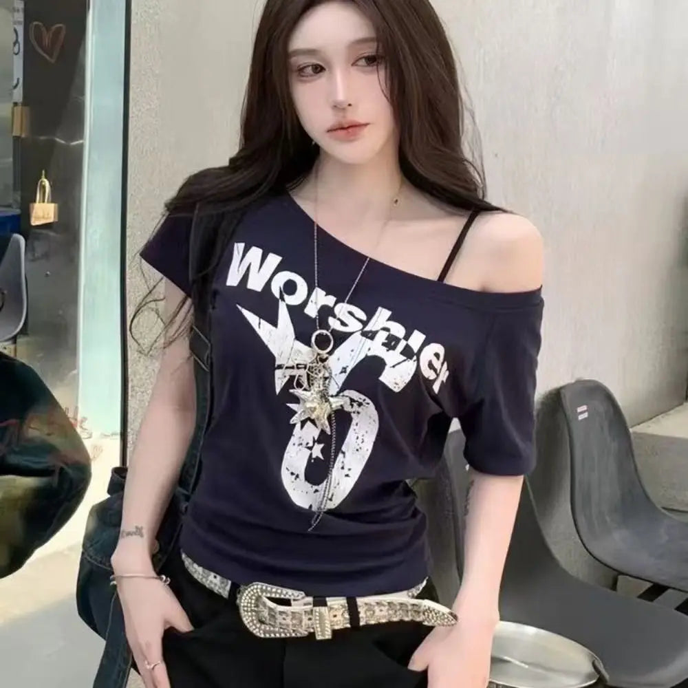 Women’s Chic Geometric Short-Sleeve Top