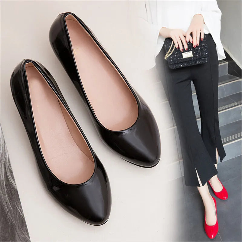 Classic Round Toe Mid Heel Pumps