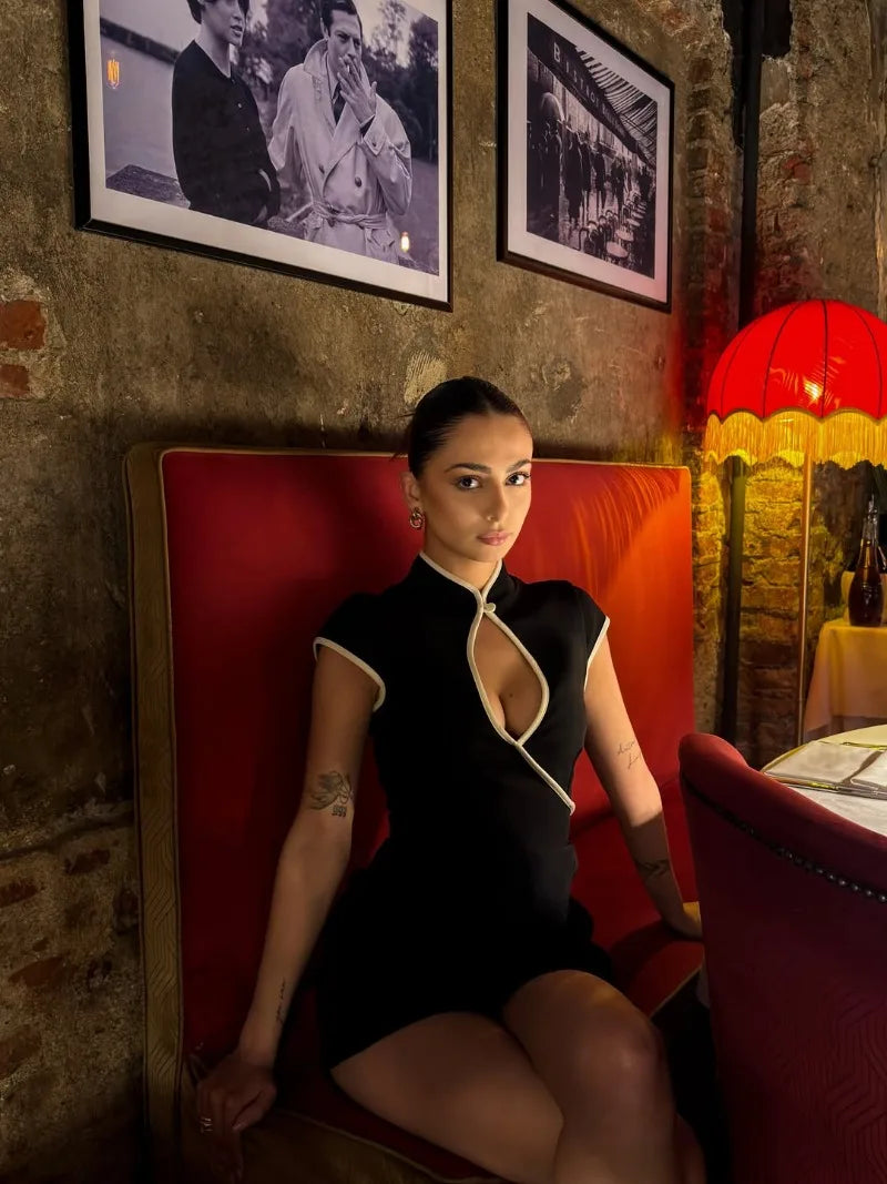 Women’s Elegant V-Neck Hollow-Out Mini Dress