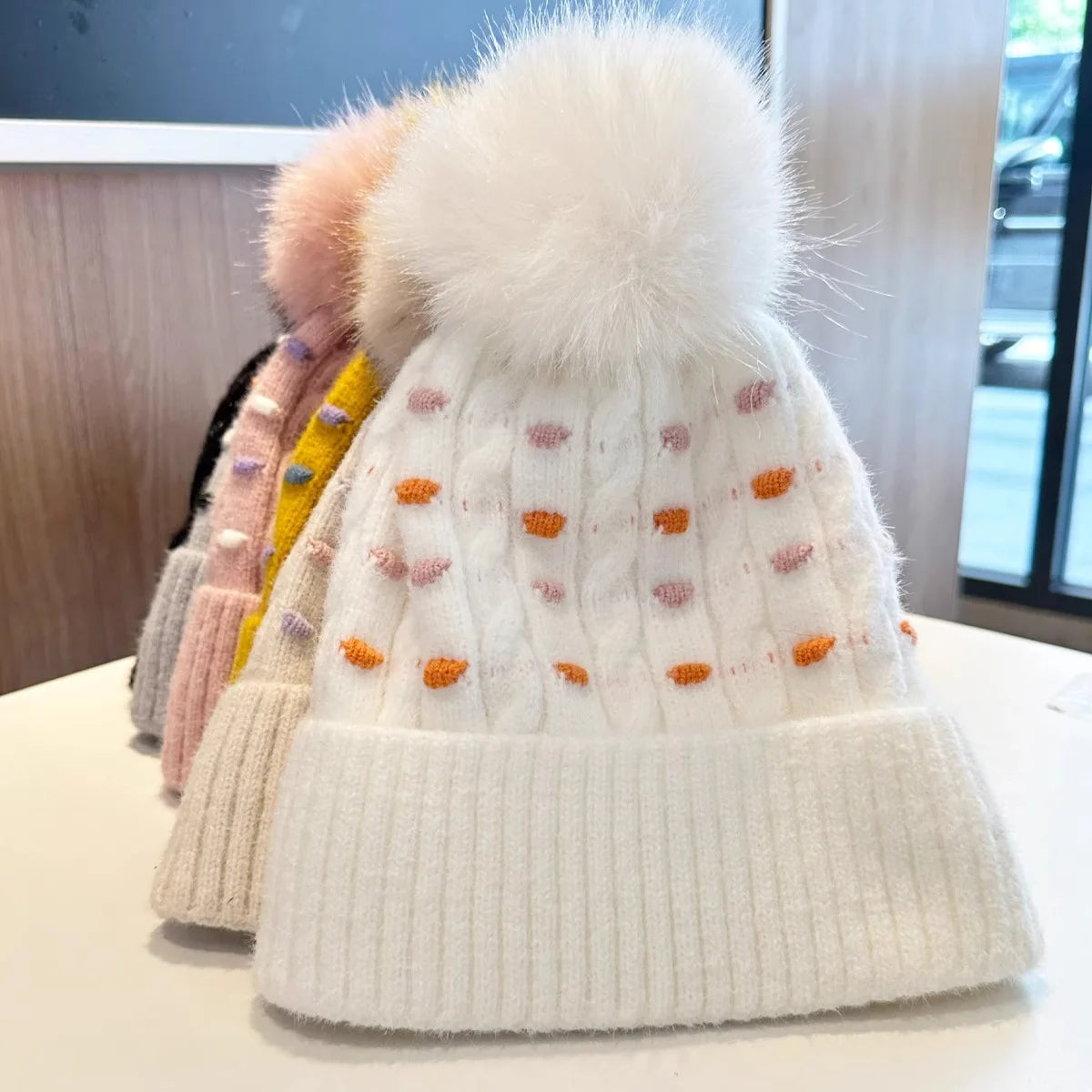 Winter Warm Beanie Women's Hat Thickened Cold-Proof Knitted Cap Outdoor Sports Cycling Skiing Pullover Hats Bonnets for Women