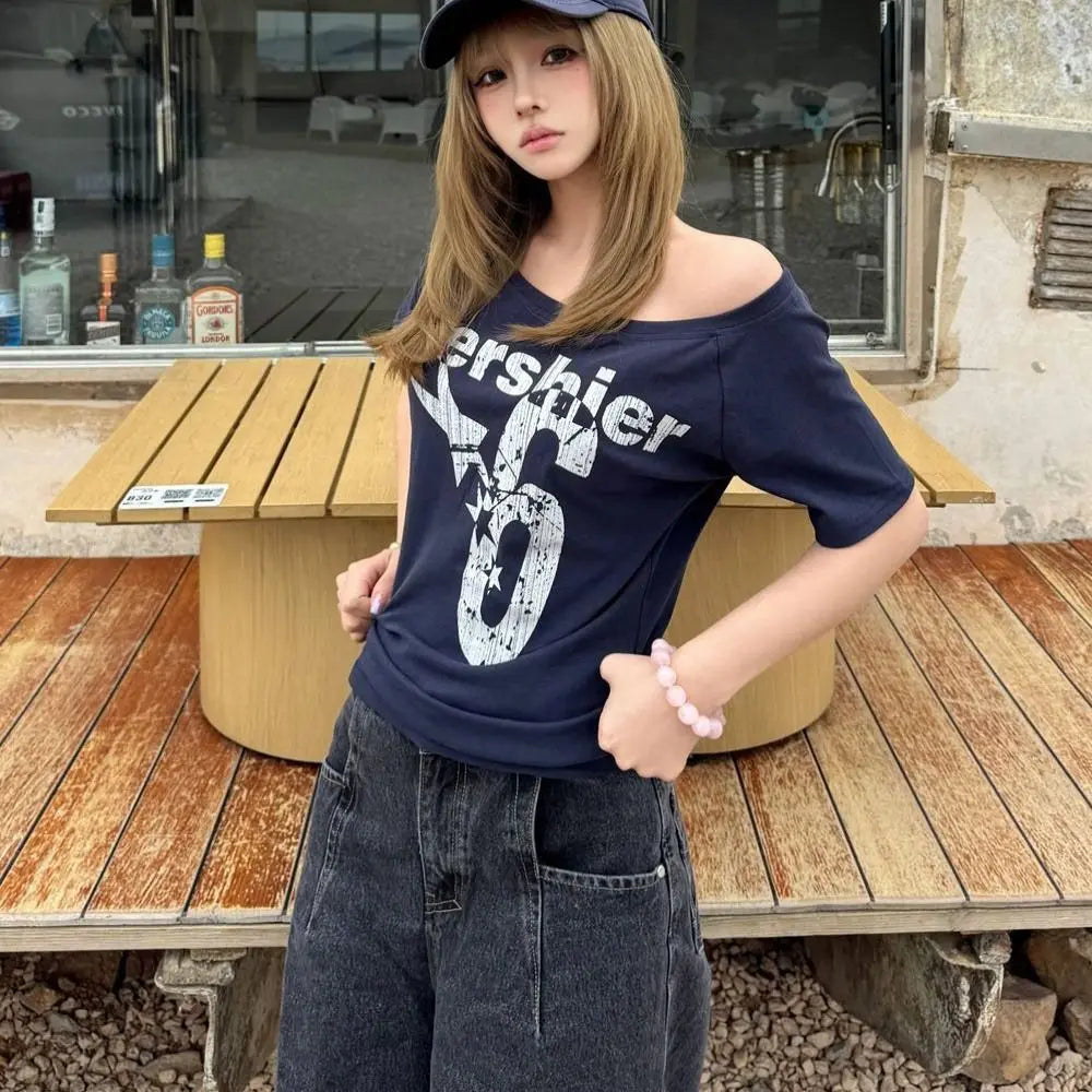 Women’s Chic Geometric Short-Sleeve Top