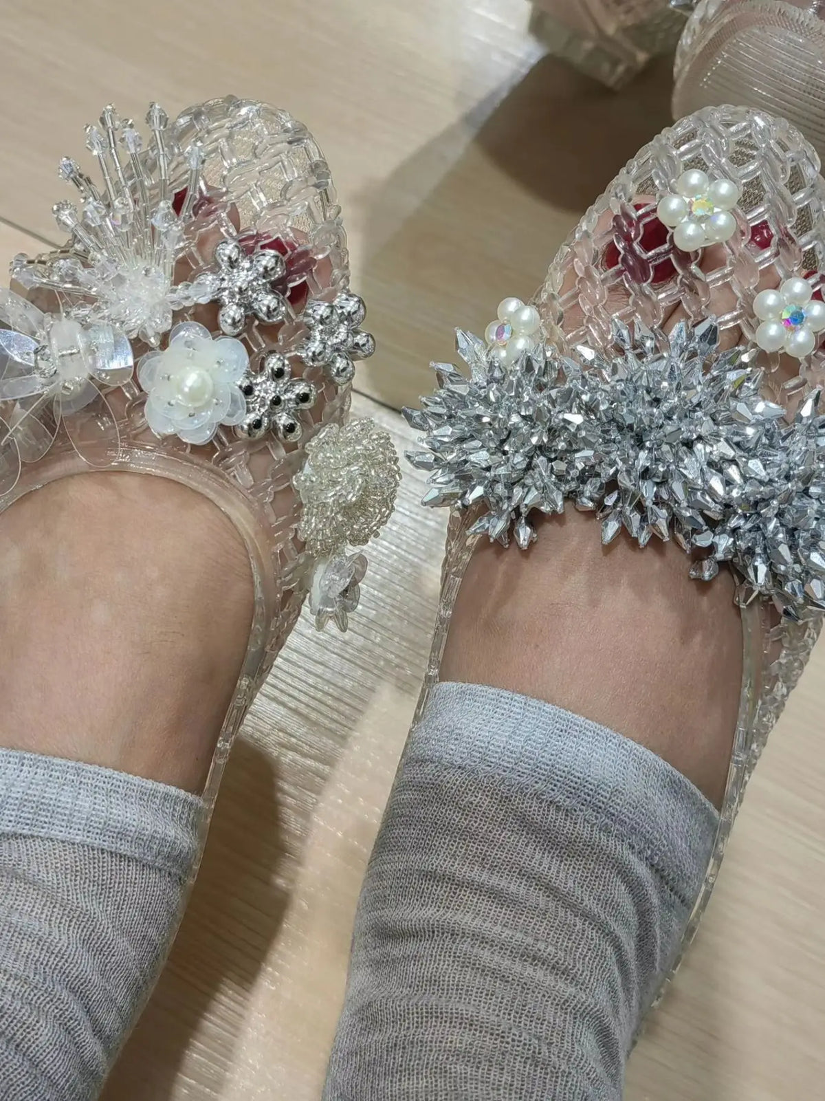 2026 Summer Hot-Selling Crystal Shoes, Pointed Toe, Closed Heel, Handmade Floral Shoes, Mesh Flat Sandals, Slippers, Crystal Shoes for Women