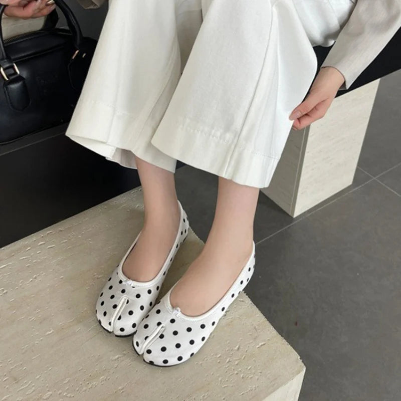 Women’s Polka Dot Split-Toe Ballet Flats – Soft Slip-On Comfortable Casual Fashion Shoes for Everyday Wear
