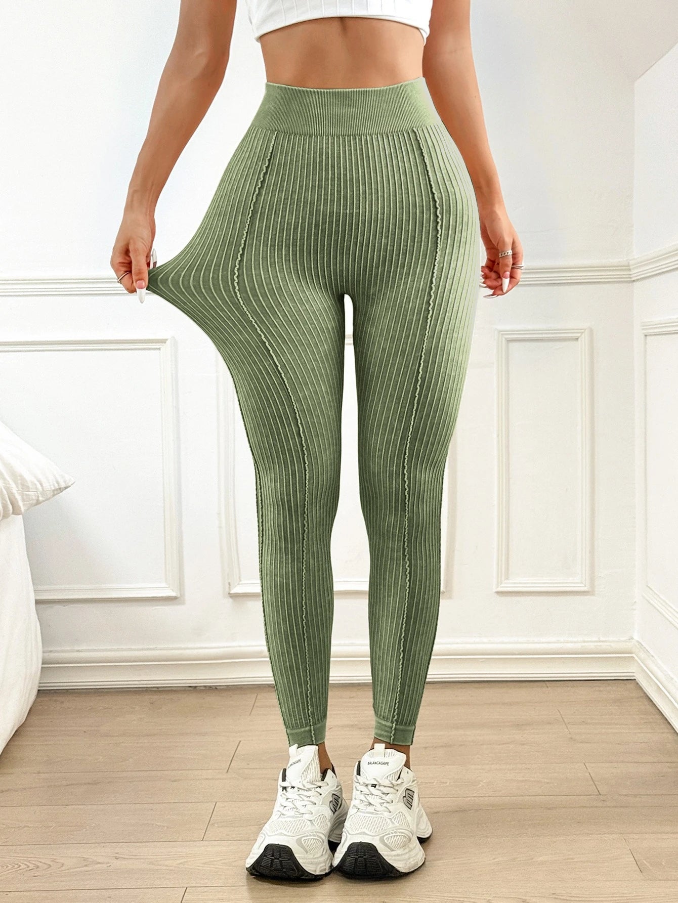 Women’s High-Waisted Ribbed Yoga Leggings