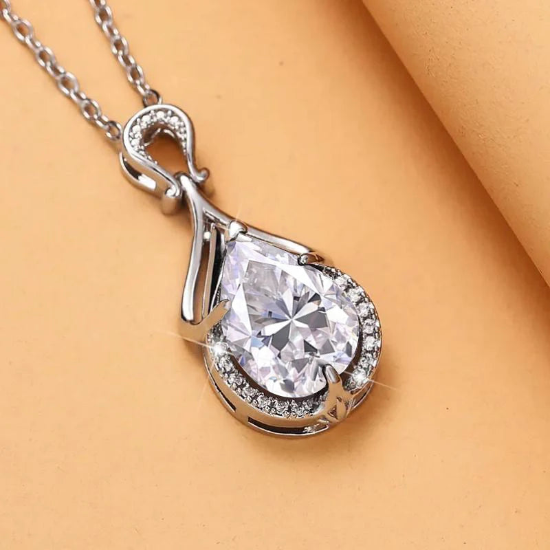 Women’s 2.5ct Moissanite Teardrop Pendant Necklace – 14K Gold-Filled Fine Jewelry Gift