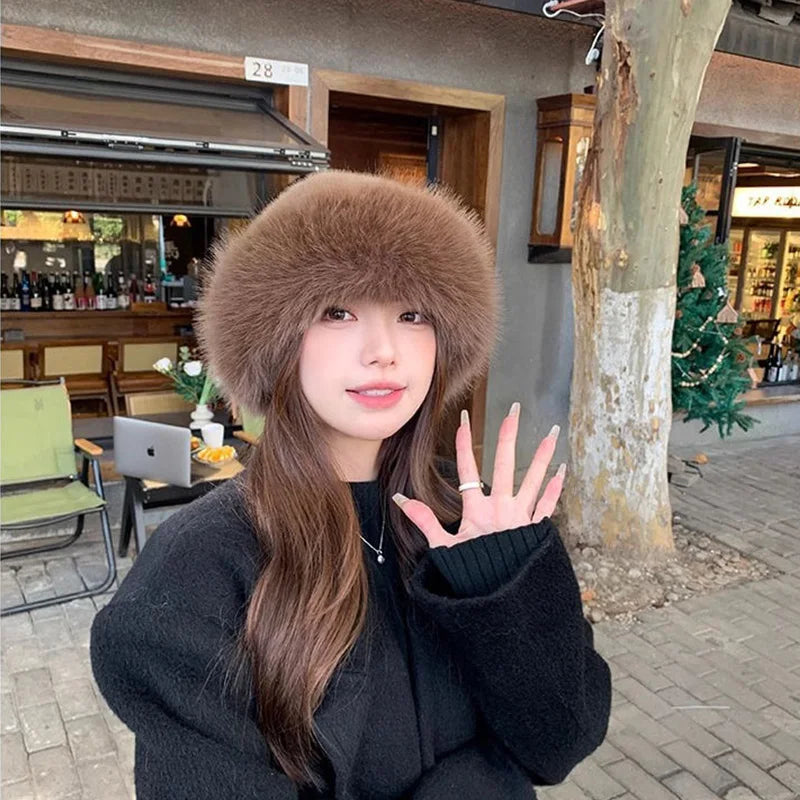 Autumn and Winter 2025 New Mongolian Hat Women's Fashion Fur Cap Fur Hat Brimless Plush Fluffy Skiing Riding Warm Caps MZr02