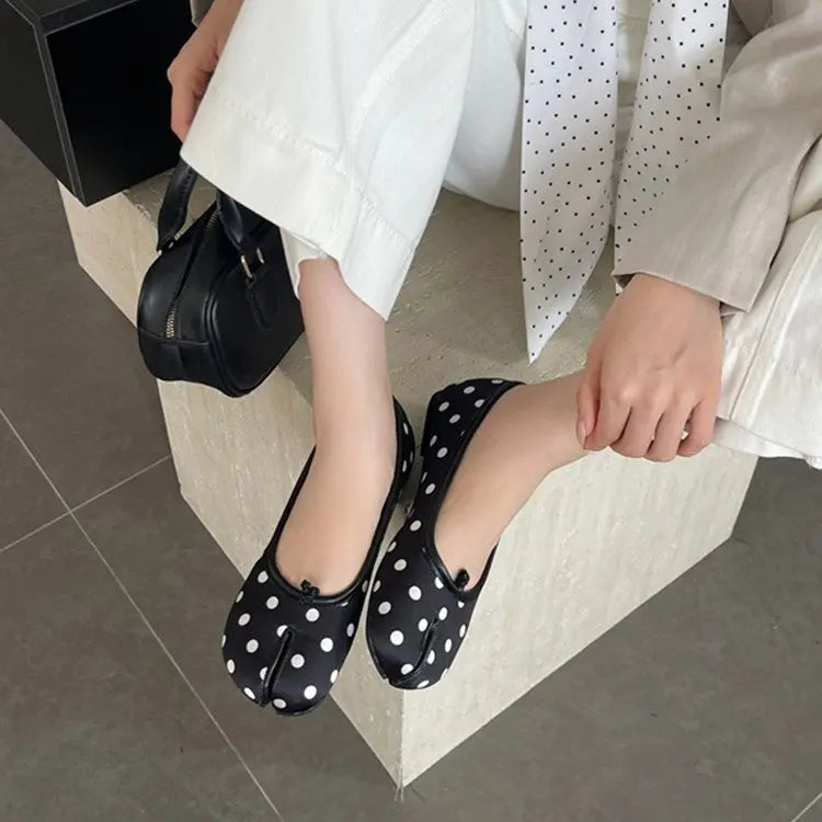 Women’s Polka Dot Split-Toe Ballet Flats – Soft Slip-On Comfortable Casual Fashion Shoes for Everyday Wear
