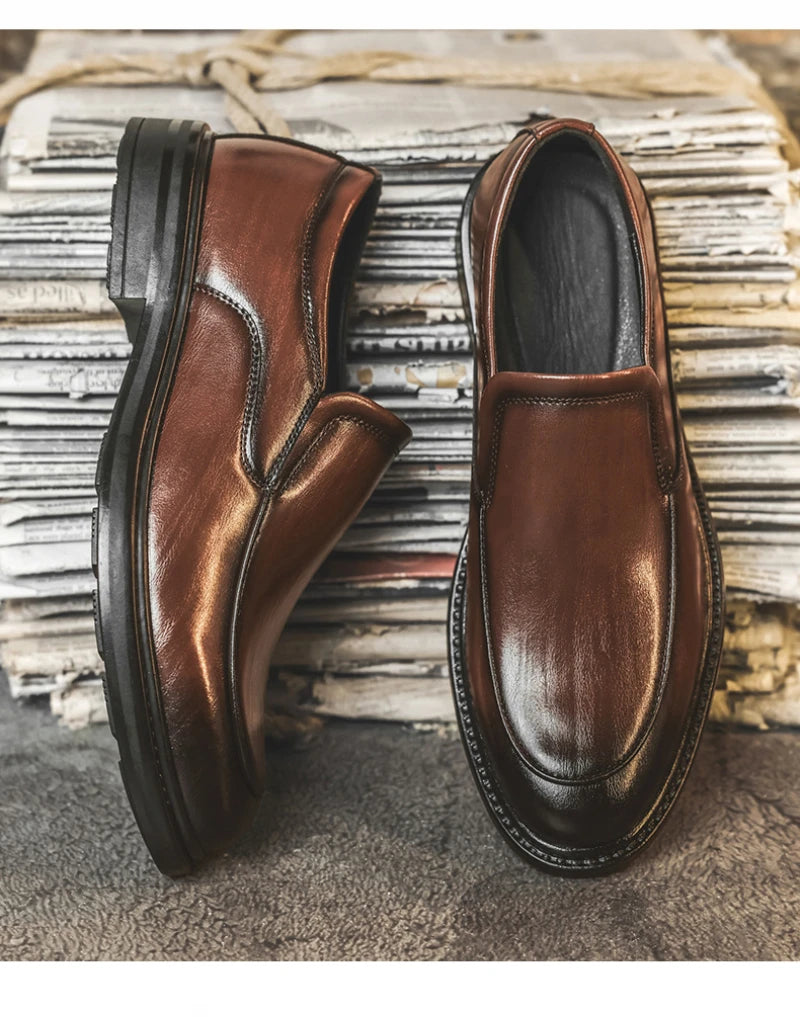 Men Vintage Burnished Leather Shoes 2026 Autumn New Trendy Low Top Slip On Casual Leather Shoes British Style Loafers For Men