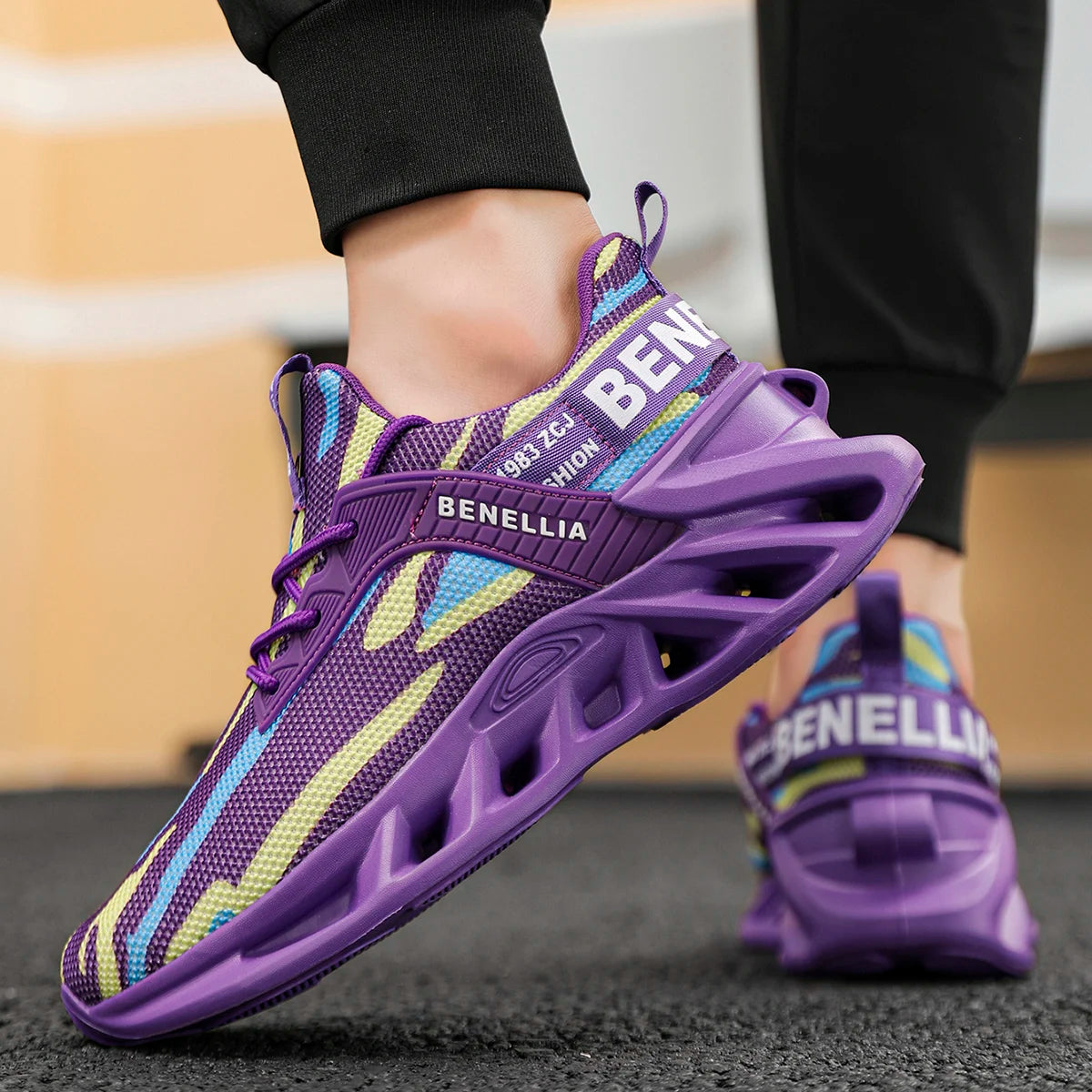 Unisex Breathable Blade Running Sneakers