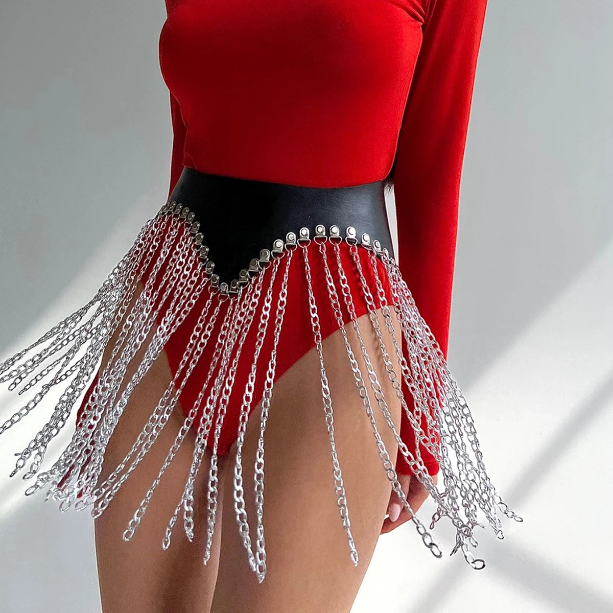 Women’s Gothic Tassel Chain Waist Belt – Adjustable Punk Street Style Layering Accessory for Casual Outfits