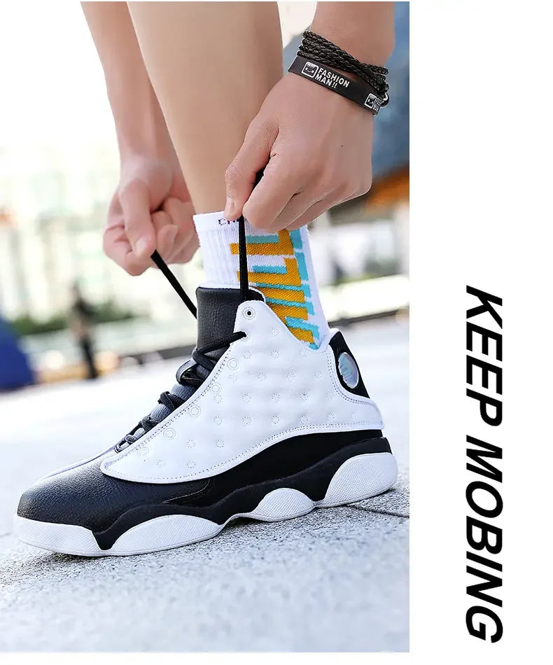 Suitable for indoor and outdoor courts
