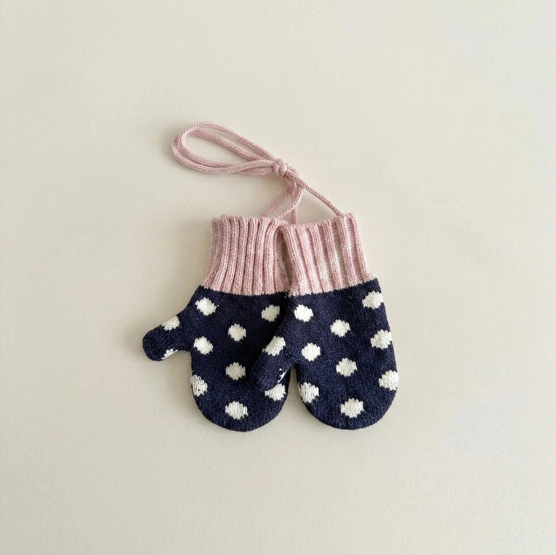 Autumn Winter Baby Anti-lost Gloves Korean Fashion Polka Dot Mittens Kids Gloves Warm Knitted Toddler Gloves for Outdoor Wear