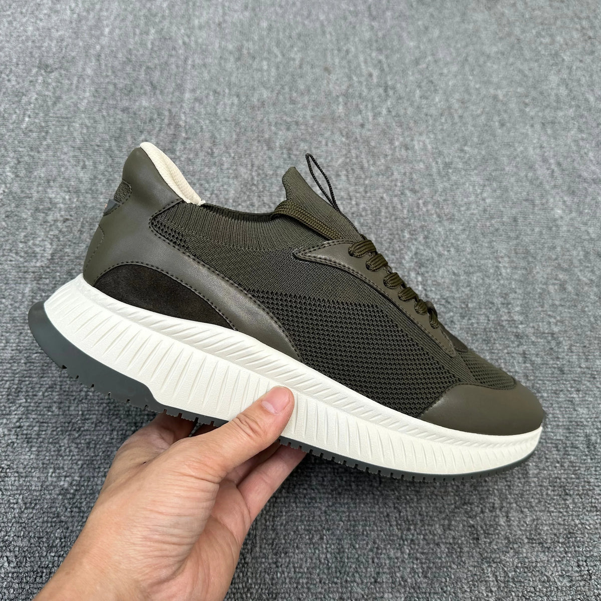 2026 Summer Breathable Sports Casual Shoes For Men, Thick Sole Height Increasing Lace Up Comfort Versatile Mesh Running Sneakers
