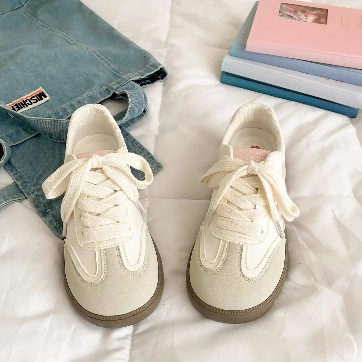 2026 Spring Summer Thick Soled Relaxed Training Shoes Women's New Retro Casual Shoes Student Sports Shoes