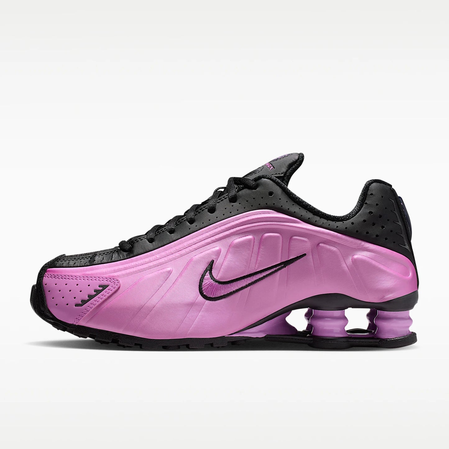 Nike Shox R4 Women’s Retro Sneakers
