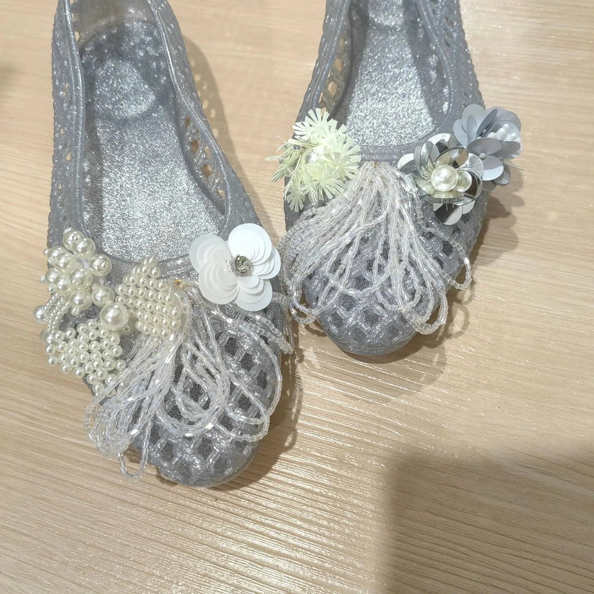2026 Summer Hot-Selling Crystal Shoes, Pointed Toe, Closed Heel, Handmade Floral Shoes, Mesh Flat Sandals, Slippers, Crystal Shoes for Women