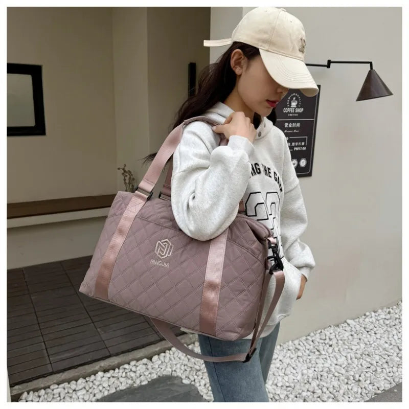 Large Capacity Sports Gym & Travel Duffle Bag – Dry/Wet Separation Shoulder Handbag for Yoga, Fitness, Training & Short Trips