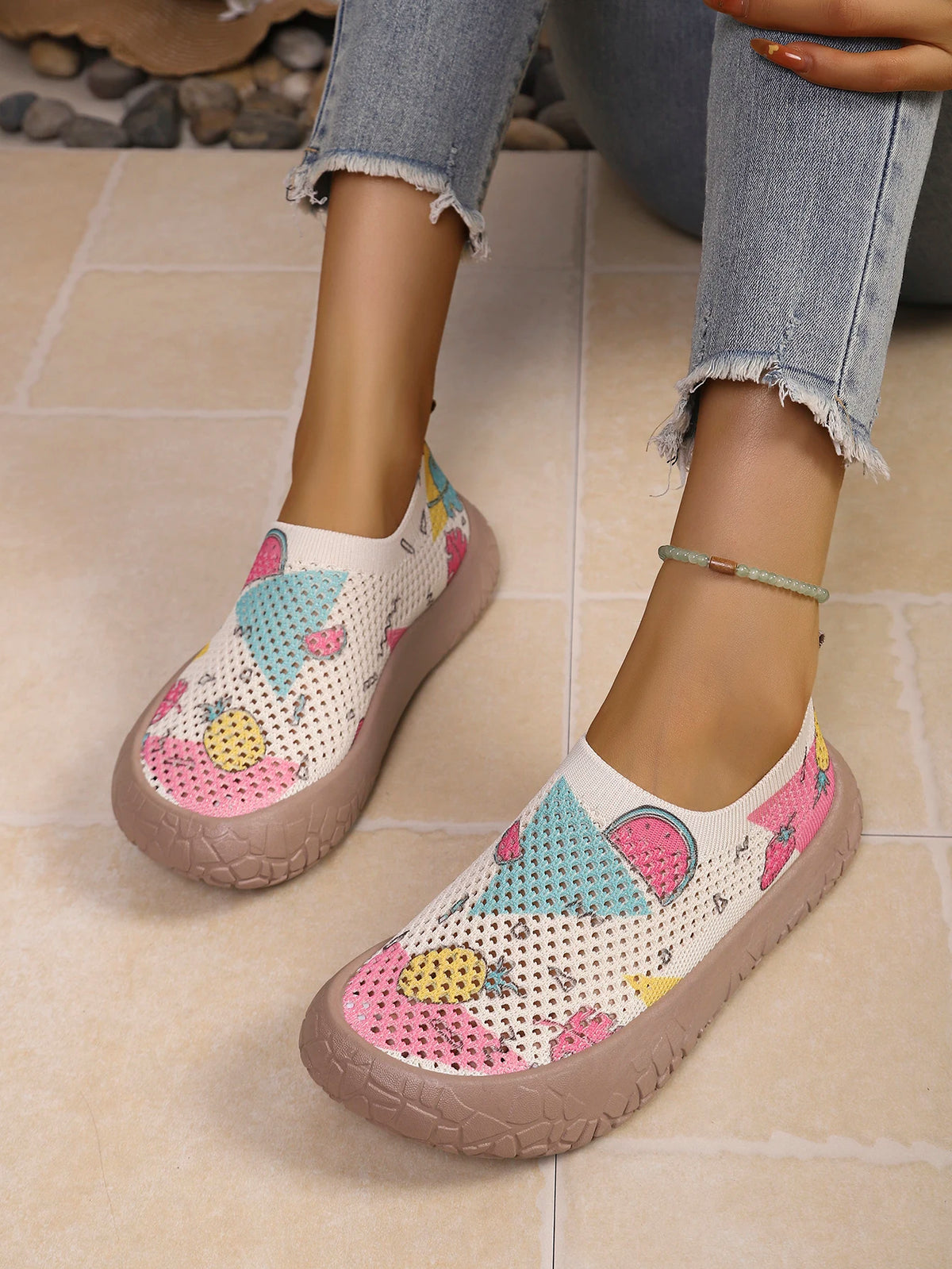 2026 Spring Autumn Women Tropical Print Slip On Sneakers Light Breathable Nonslip Mesh Casual Walking Shoes Daily Outdoor Commut