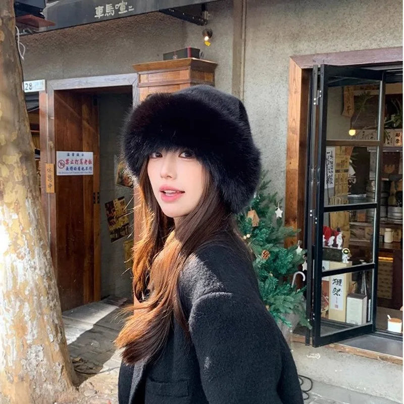 Autumn and Winter 2025 New Mongolian Hat Women's Fashion Fur Cap Fur Hat Brimless Plush Fluffy Skiing Riding Warm Caps MZr02
