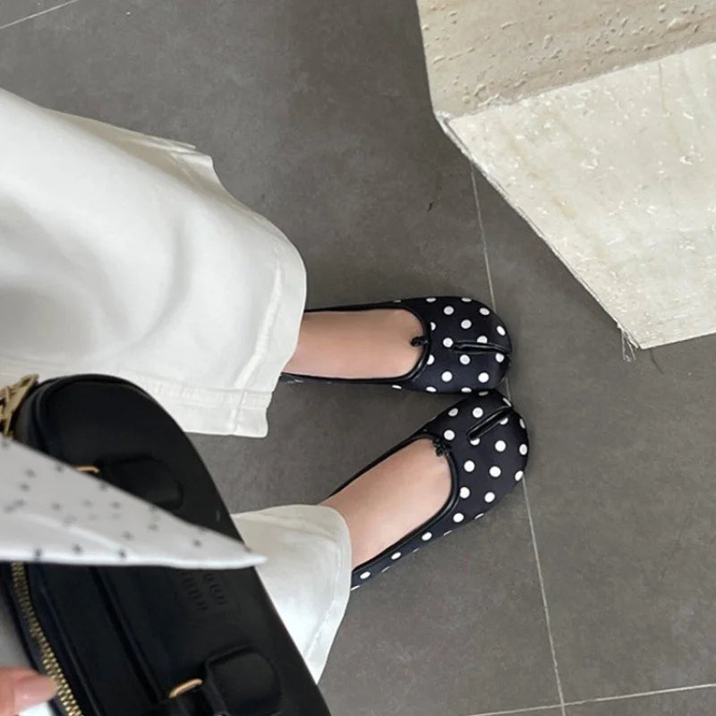 Women’s Polka Dot Split-Toe Ballet Flats – Soft Slip-On Comfortable Casual Fashion Shoes for Everyday Wear