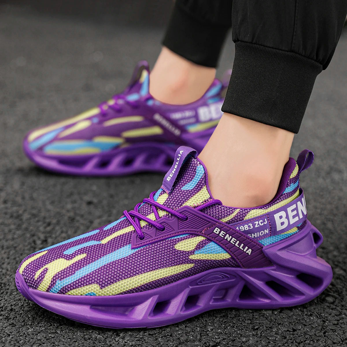 Unisex Breathable Blade Running Sneakers