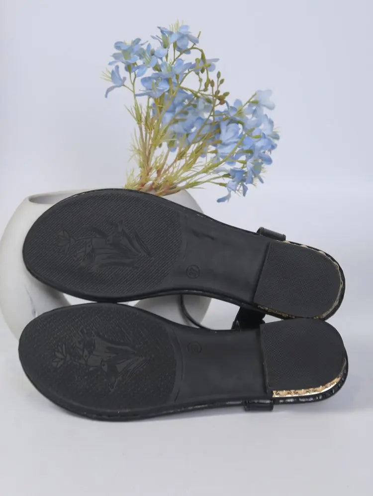 Women’s Gold & Silver Gladiator Flat Sandals – Elegant Ankle Strap Roman Style Summer Beach Shoes with Plus Size Fit