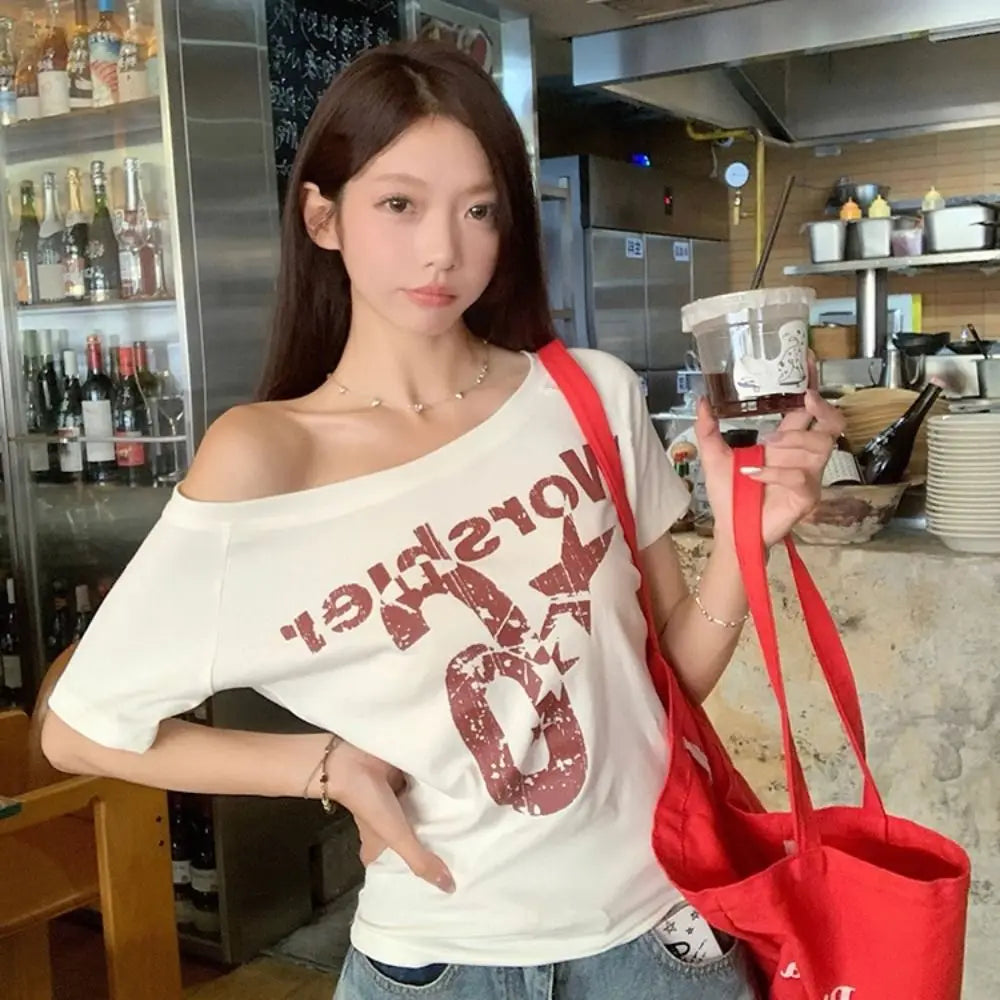 Women’s Chic Geometric Short-Sleeve Top