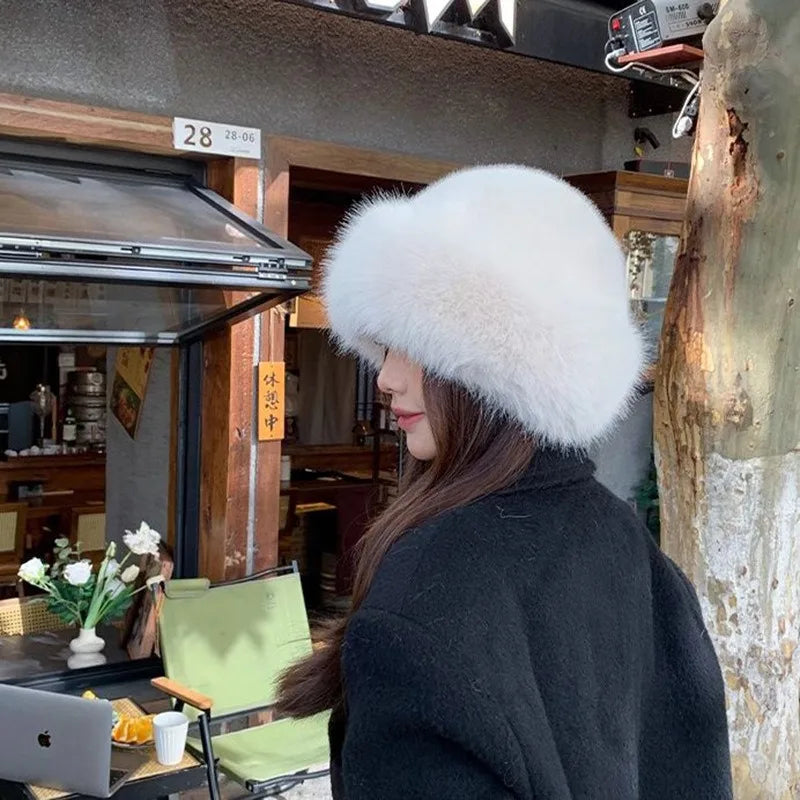 Autumn and Winter 2025 New Mongolian Hat Women's Fashion Fur Cap Fur Hat Brimless Plush Fluffy Skiing Riding Warm Caps MZr02
